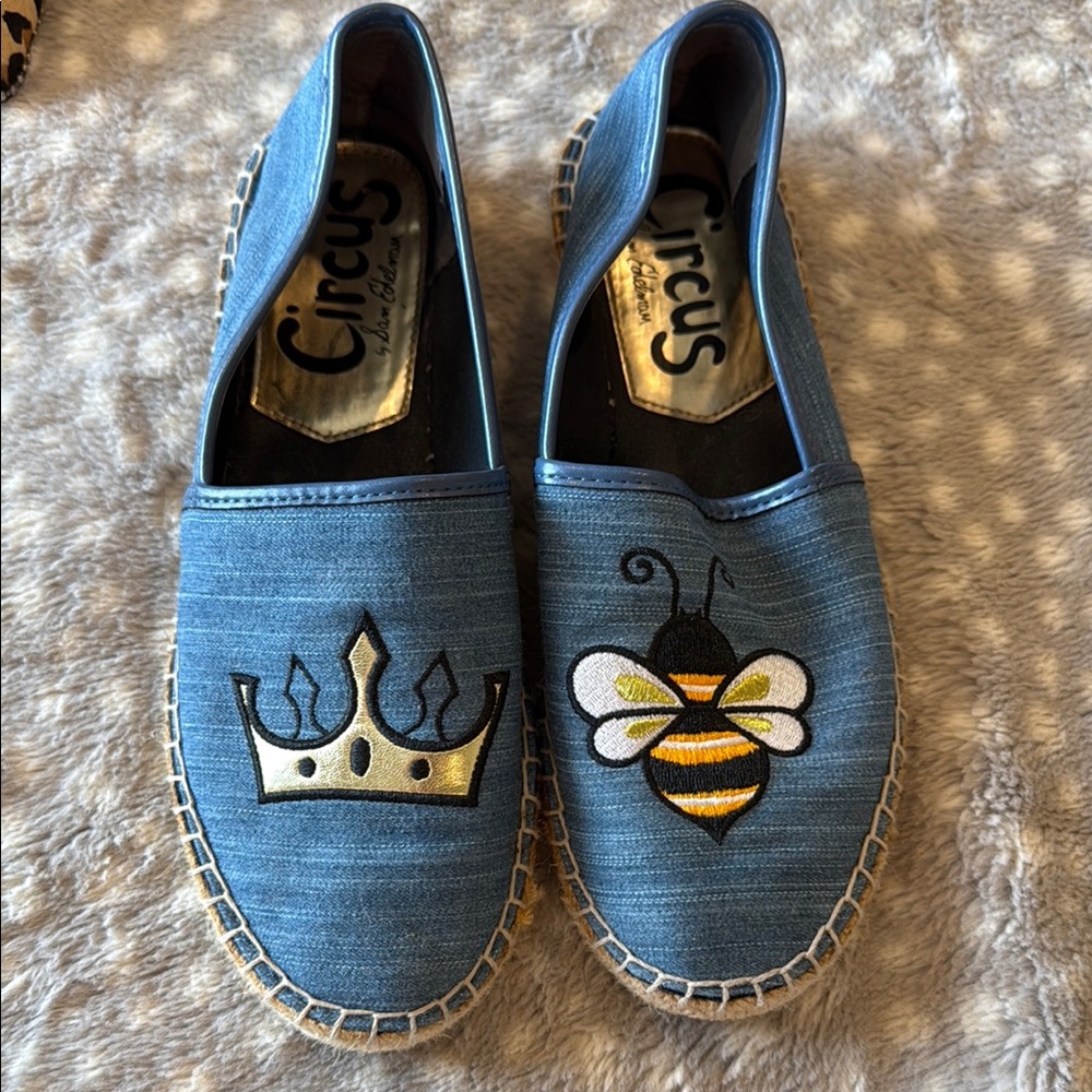 Circus by Sam Edelman Blue Embroidered Flats